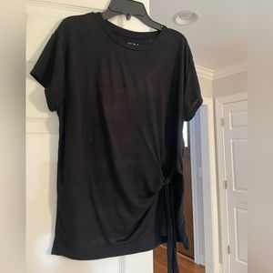 MNY Marc New York Performance Black Top Scoop Neck Short Sleeves with Tie Small